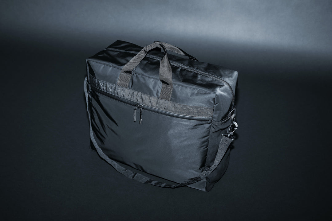 BLACK BEAUTY by fragment design