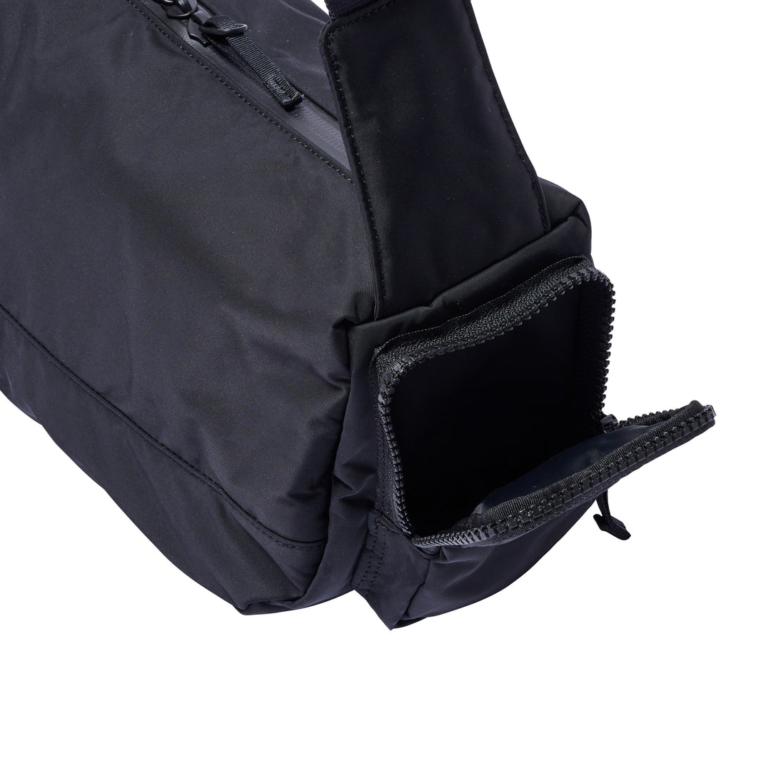 ZIP SHOULDER BAG (S)