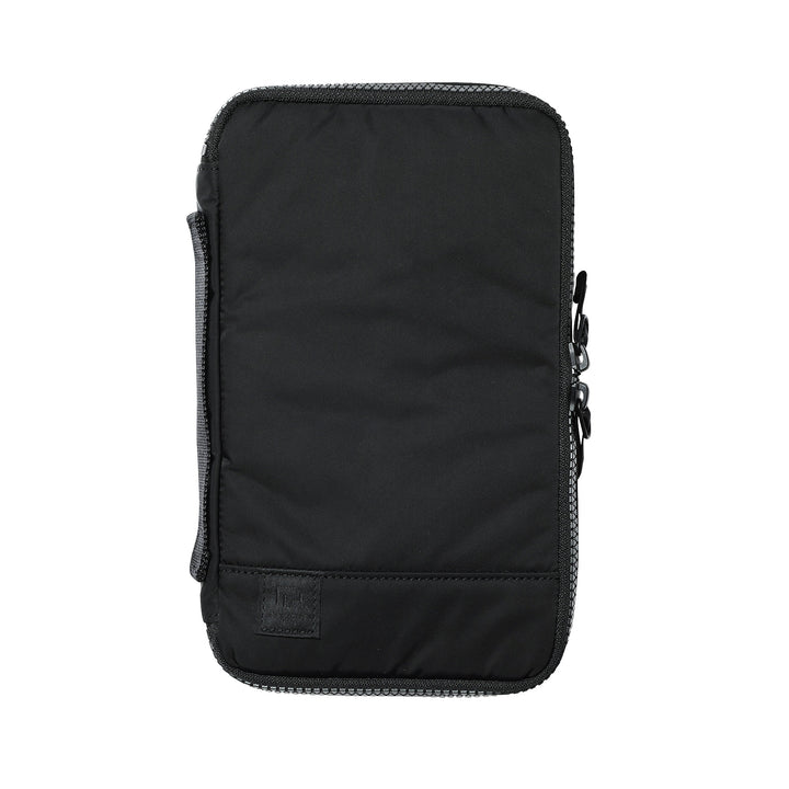 TRAVEL ORGANIZER