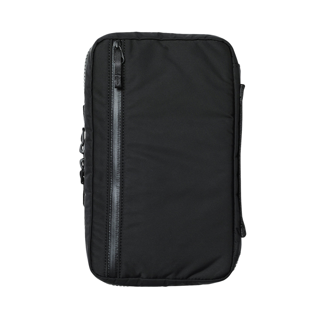 TRAVEL ORGANIZER