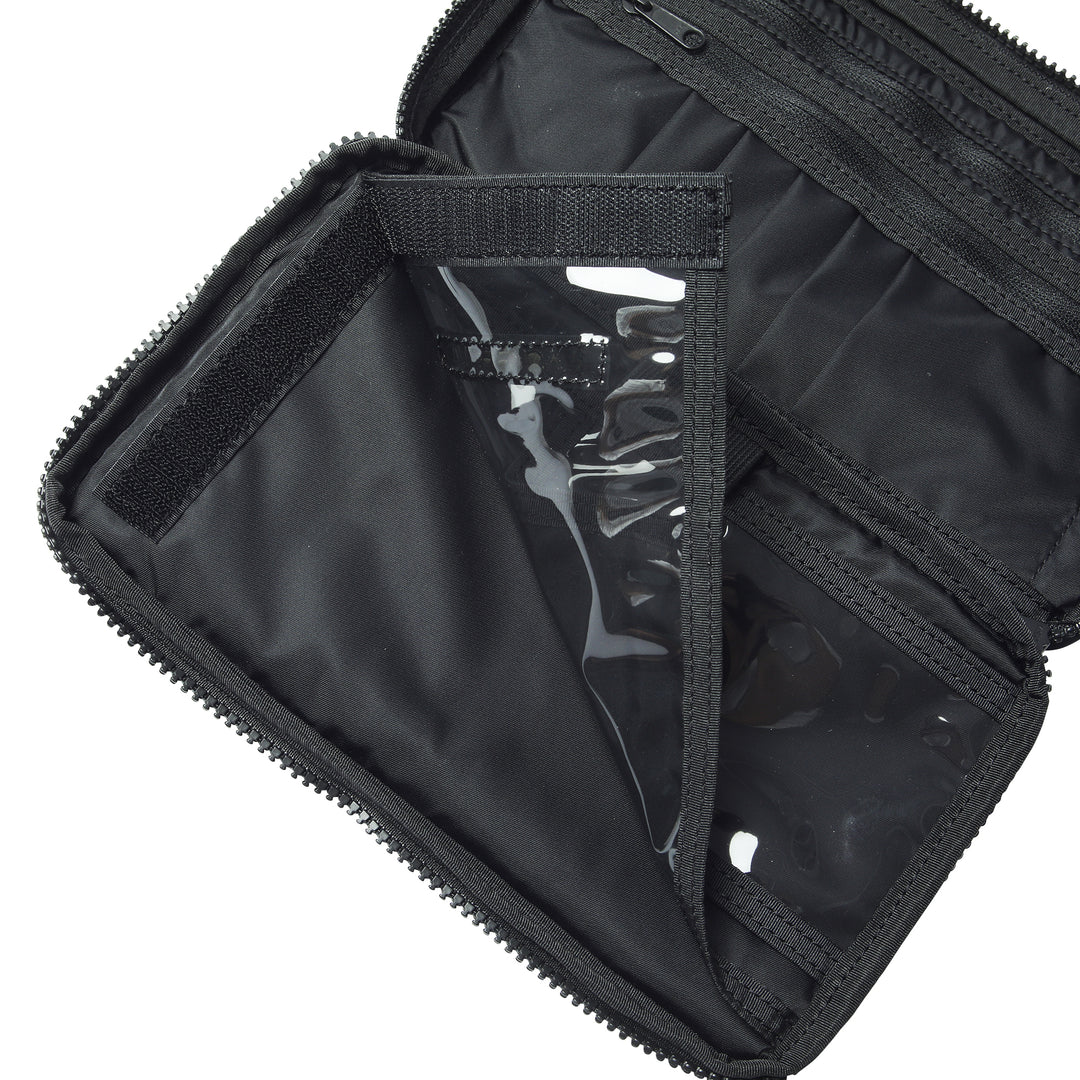 TRAVEL ORGANIZER