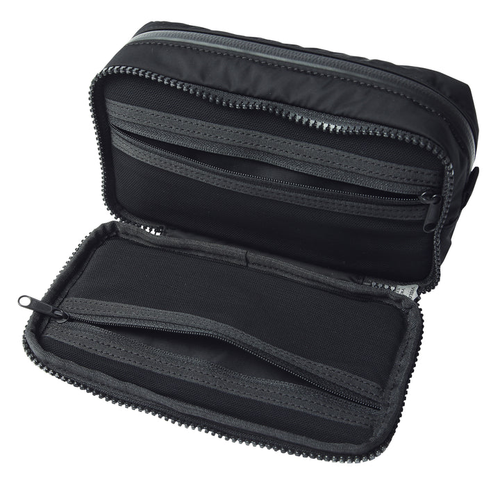 GROOMING POUCH