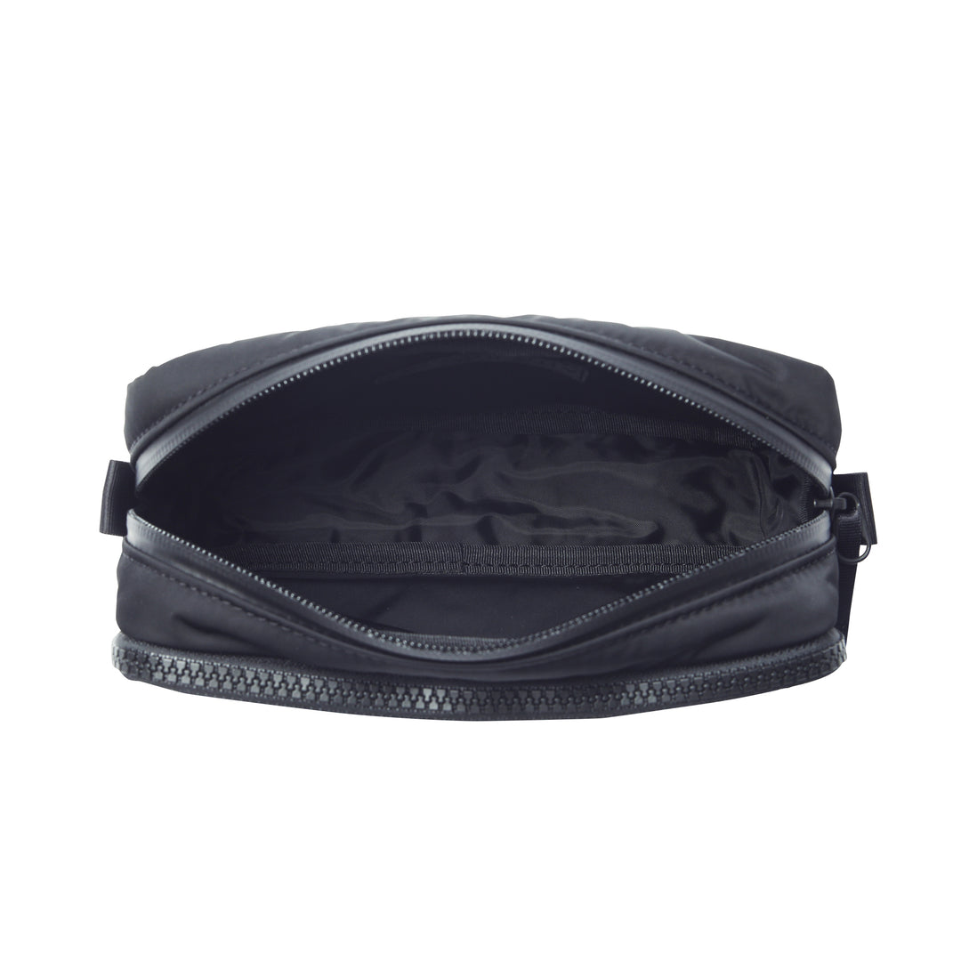GROOMING POUCH