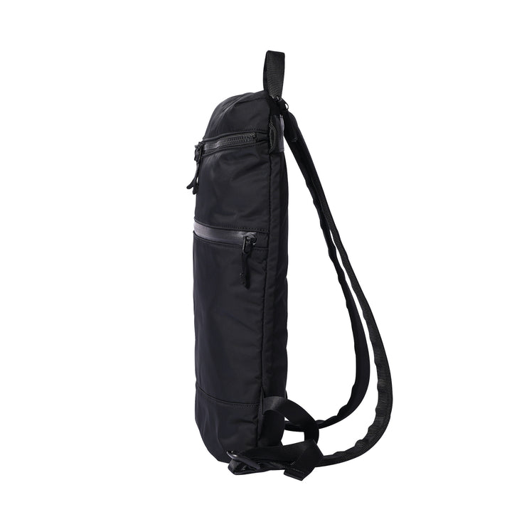SLIM BACKPACK