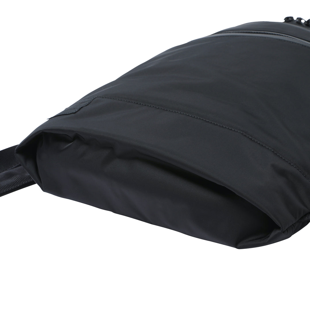 SLIM BACKPACK