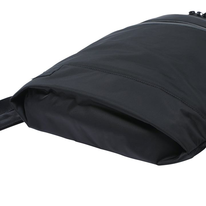 SLIM BACKPACK